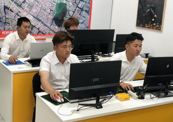 專業(yè)護(hù)航，洞察未來——走進(jìn)紹興市光瑞信息咨詢服務(wù)